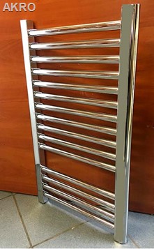 Grzejnik łazienkowy 40x70 CHROM prosty drabinka 216W 90°C